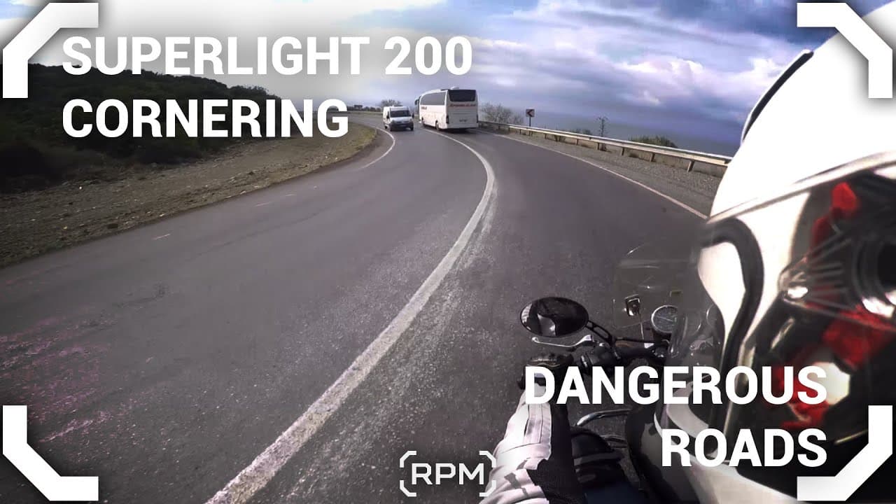 Chopper İle Viraj Yapmak - Uzun Yol Maceraları! - Superlight 200 Cornering [RPM]